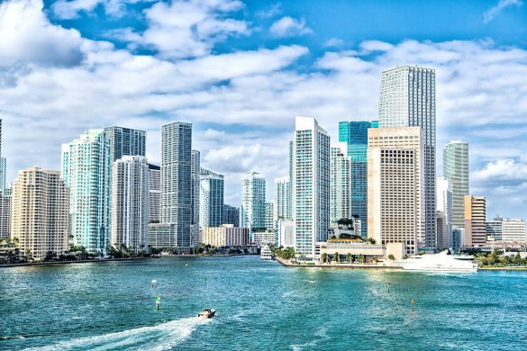 Miami Real Estate Market: Why and Where to Invest