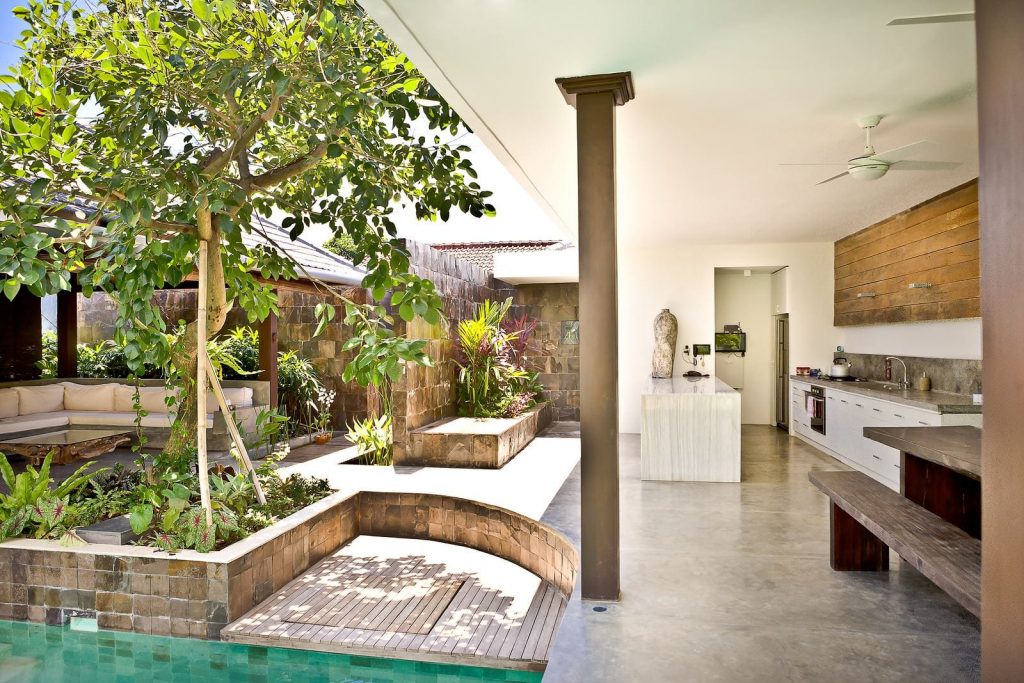 Outdoor Features for More Valuable Investment Property | Mashvisor