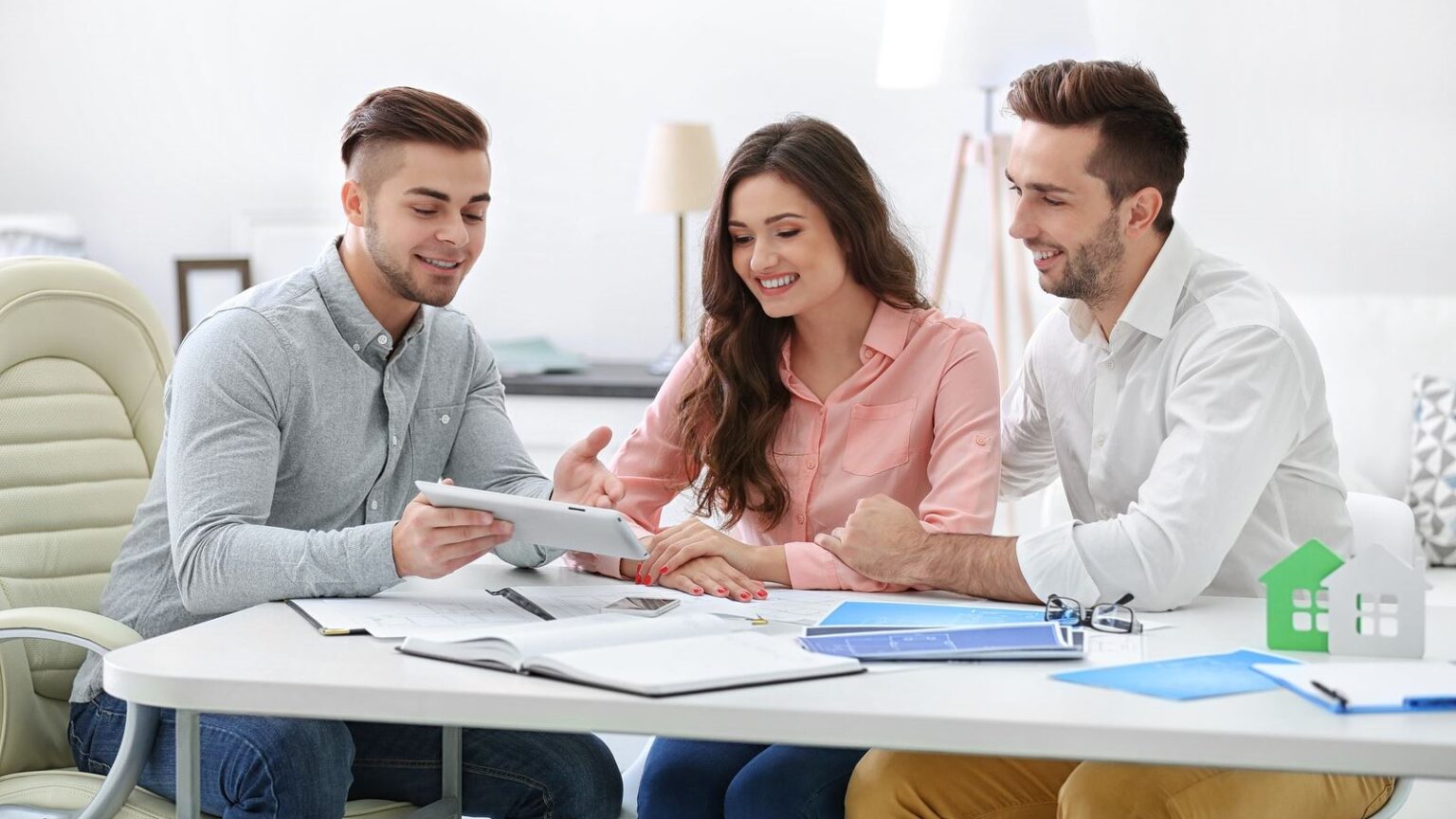 How to Be a Rich Real Estate Agent 4 Tips Mashvisor