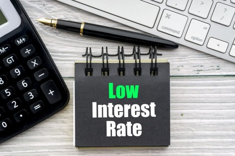 low interest rates dominate the current housing market