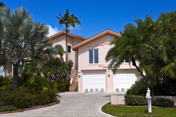Airbnb Fort Myers Beach: Why and Where Should You Invest?