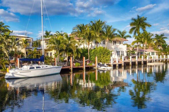 Why and Where to Invest in Airbnb Fort Lauderdale?