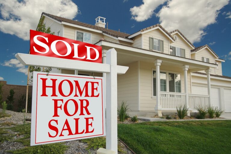 Real Estate Investors Buying a Record Share of Homes in the US